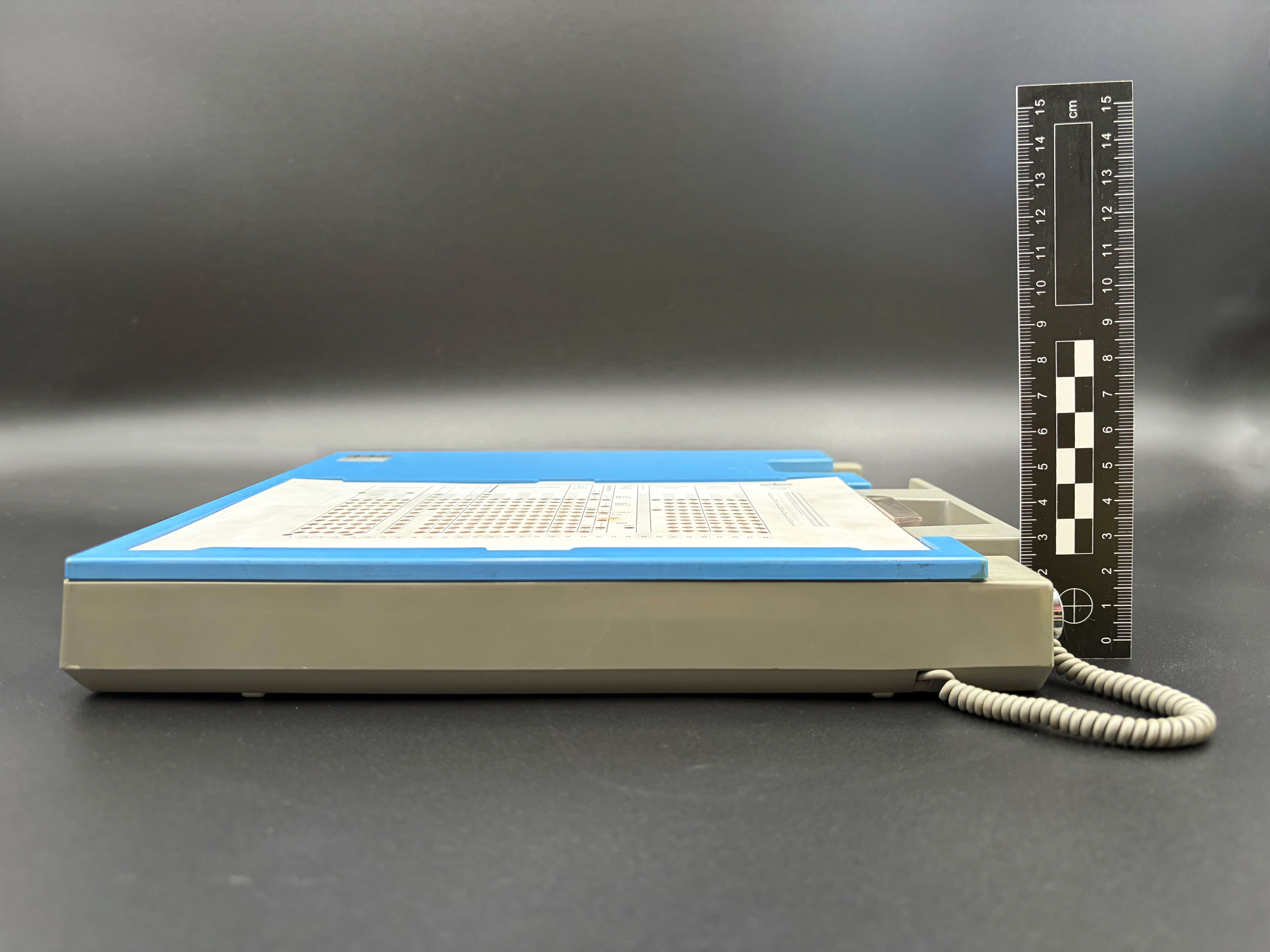 Bottom view of the unit.